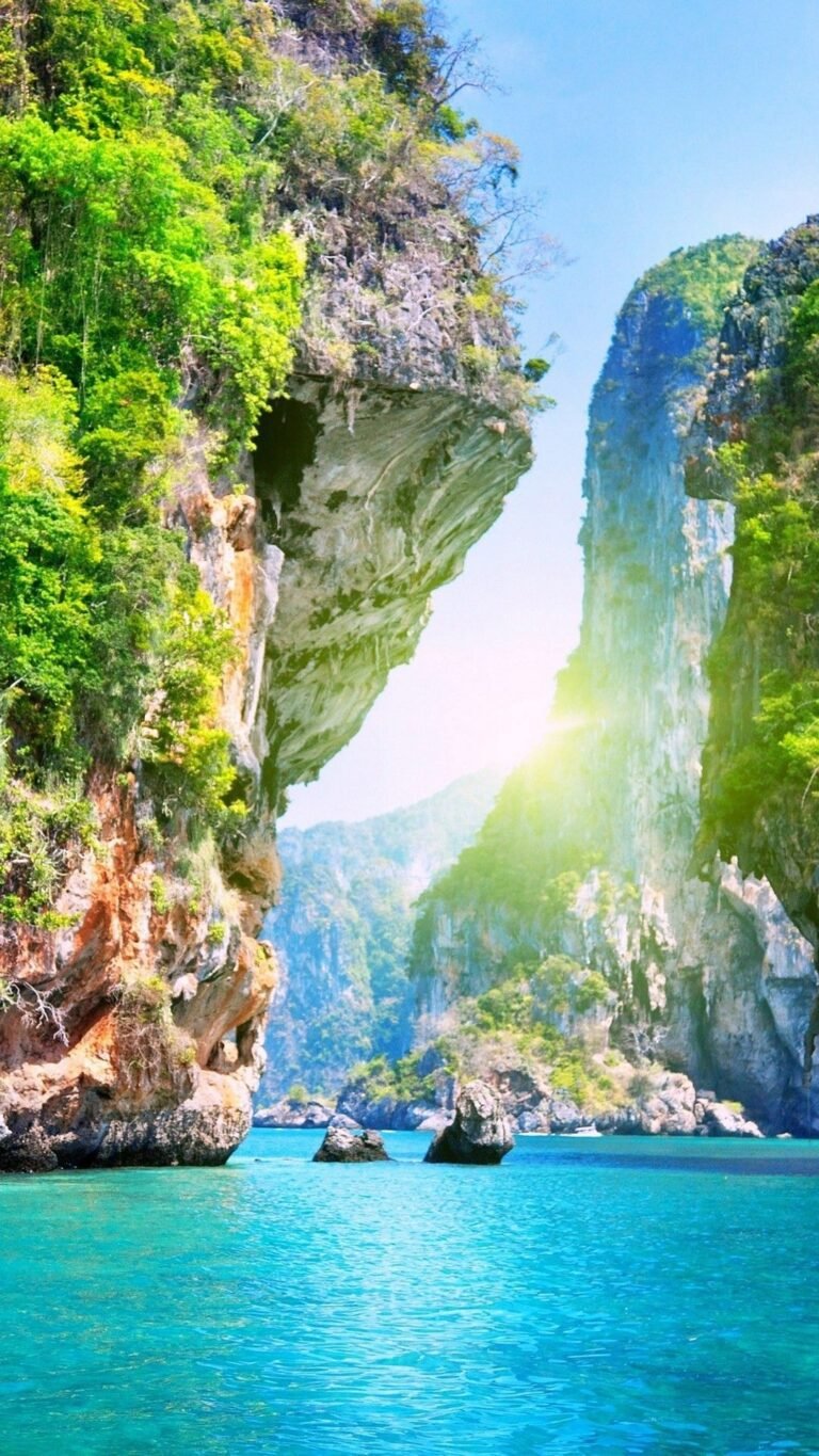 halongbay rocky mountain image
