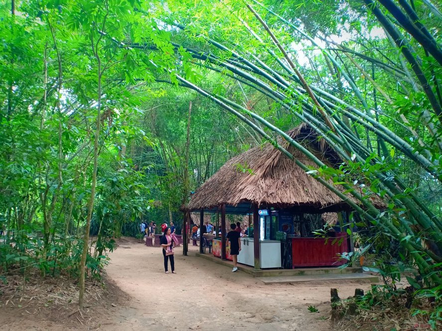 Experience for visitors when visiting Cu Chi places