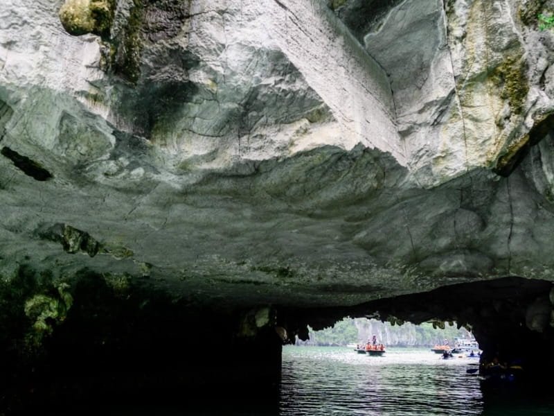 Discover Luon Cave: A Hidden Treasure Trove of Natural Wonders