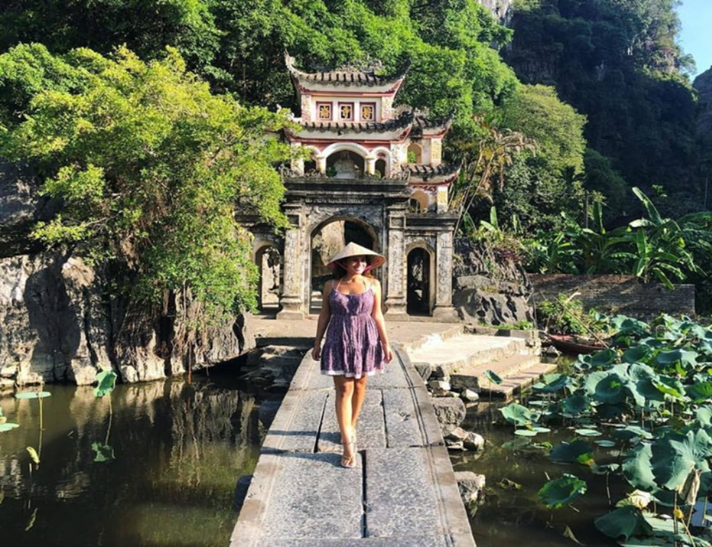 Exploring the Ancient Temples & Pagodas of Ninh Binh