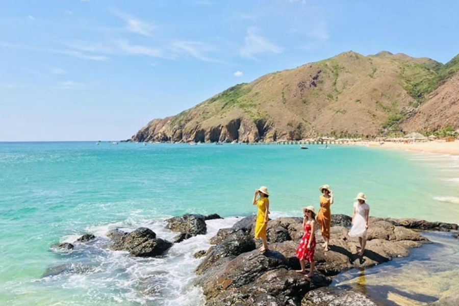 Top 11 Beautiful Da Nang Beaches (Must-Visit)