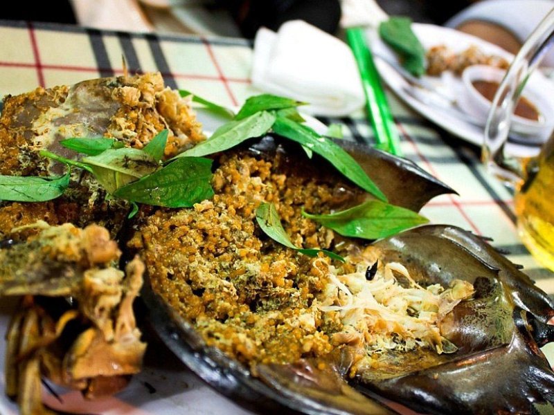 Top 10+ Local Halong Bay Foods You Must-Try Specialties