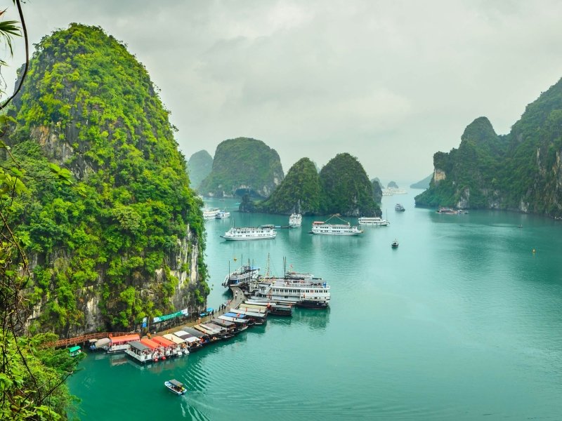 Halong Bay Full Day Tour: Where Nature's Wonders Unfold