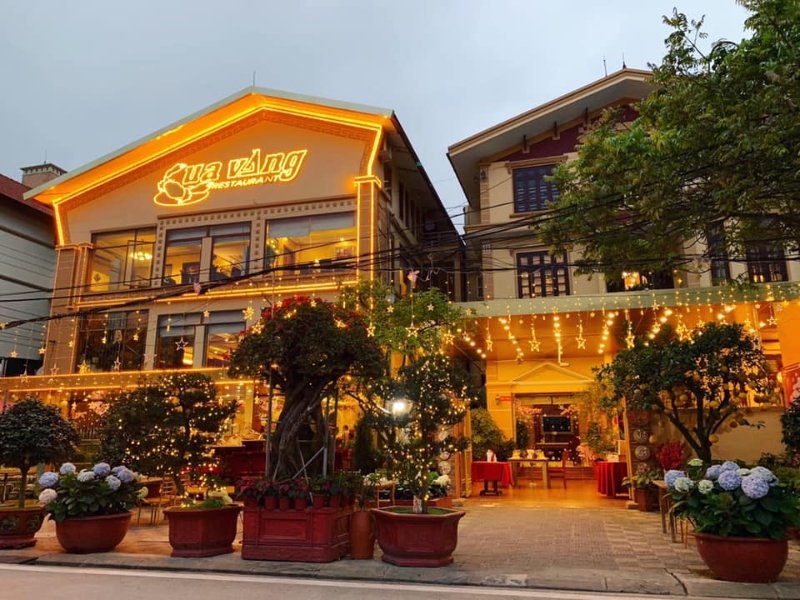 Top 11+ Must-Try In Halong Bay Restaurants For Your Trips