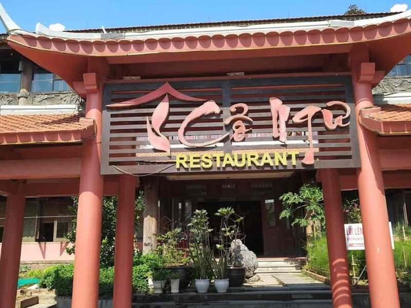 Top 11+ Must-Try In Halong Bay Restaurants For Your Trips