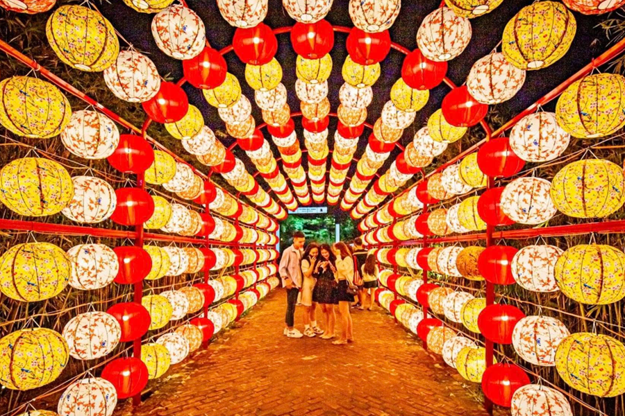 Hoi An Lantern Festival - The Ancient Town’s Most Stunning Event