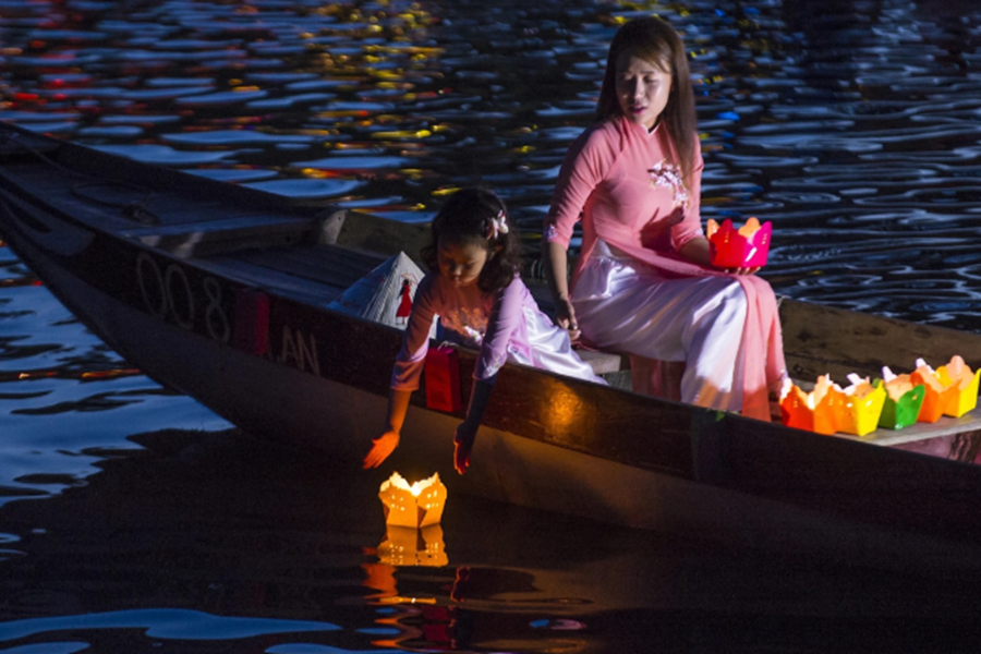 Hoi An Lantern Festival - The Ancient Town’s Most Stunning Event