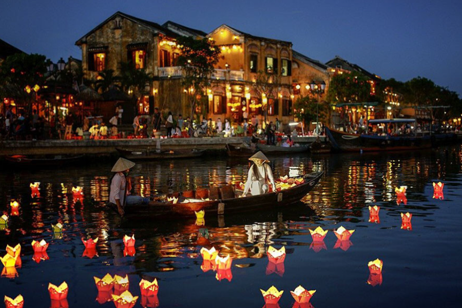 Hoi An Lantern Festival - The Ancient Town’s Most Stunning Event