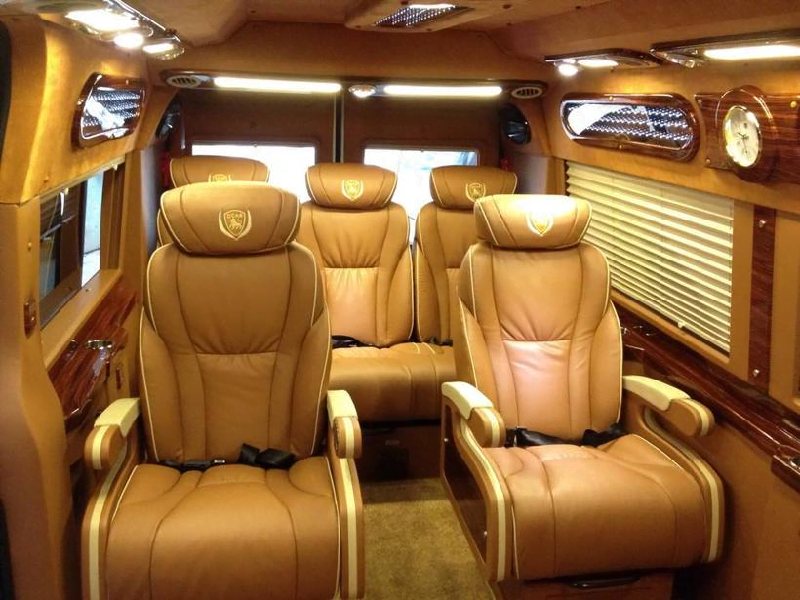 Limousine Ninh Binh: Top 11 Luxury Transportation for Your Travel