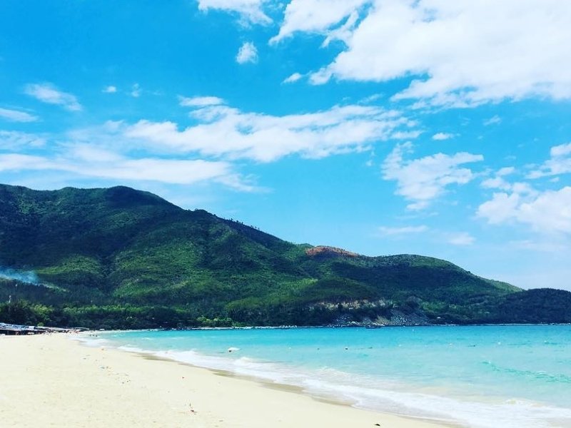 Top 10 Nha Trang Beaches: From Tranquil Sands to Vibrant Shores