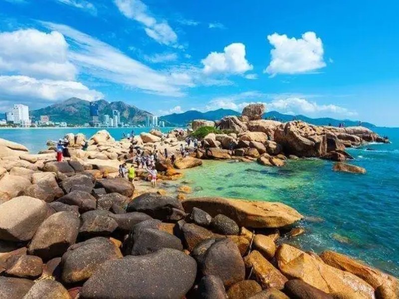 Top 10 Nha Trang Beaches: From Tranquil Sands to Vibrant Shores