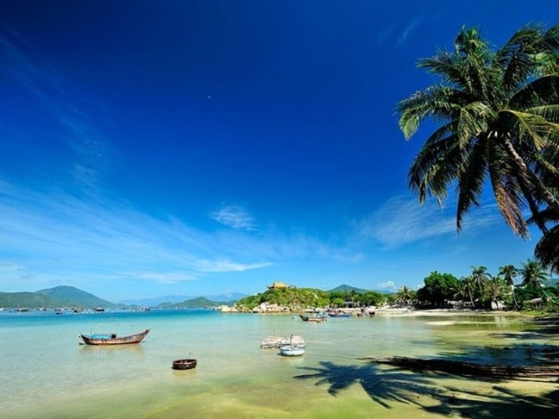 Top 10 Nha Trang Beaches: From Tranquil Sands to Vibrant Shores