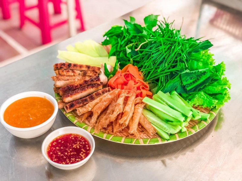 Explore Nha Trang Food: Seafood, Street Food & Local Delights