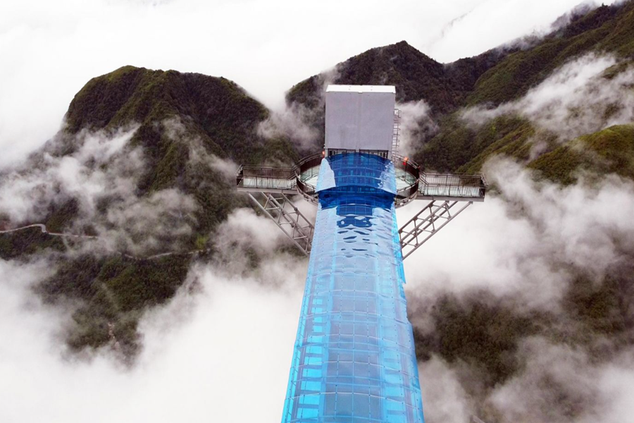 Sapa Glass Bridge - Top Check-in Location In Sapa Highland