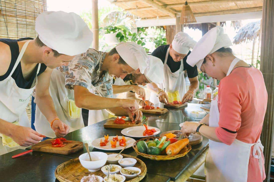 Top Hoi An Cooking Class For Tourists (Must-Experience)