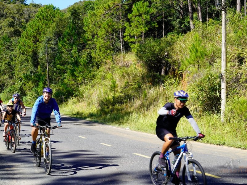 Nha Trang Cycling: Exploring the City & Coastline on Two Wheels