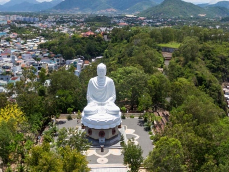 Nha Trang Cycling: Exploring the City & Coastline on Two Wheels