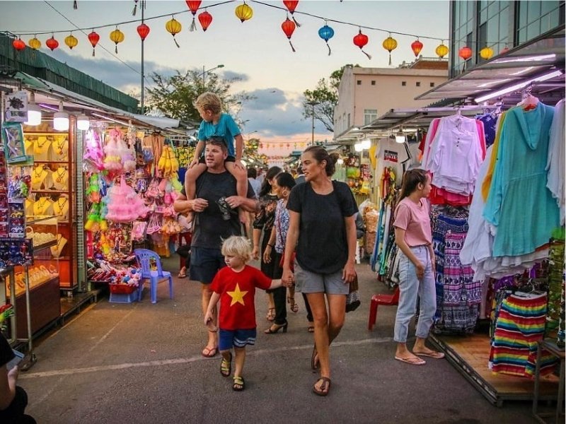 Nha Trang Markets: Dive into Vibrant Colors, Flavors & Culture