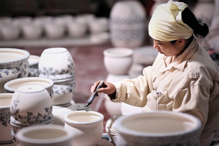 Discover the Magic of Bat Trang Village: A Potter's Paradise