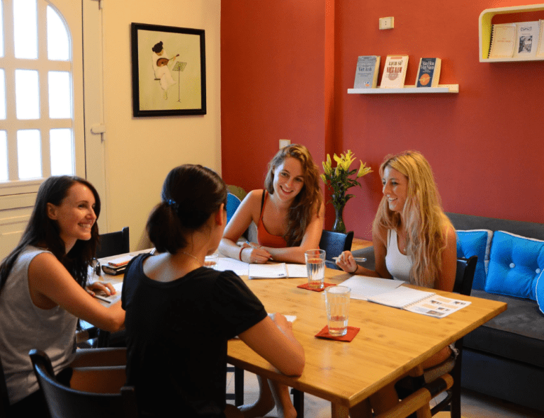 Vietnamese Language Schools Hanoi: Tips for Choosing The Best School