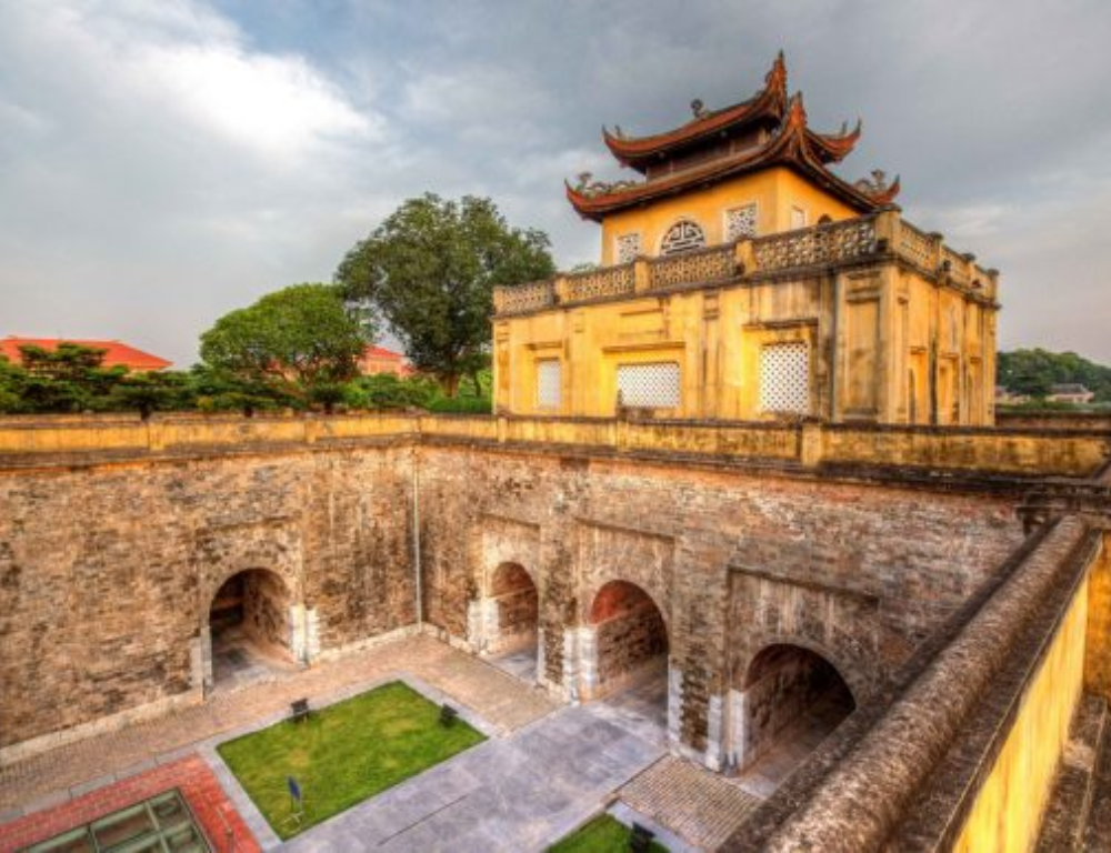 Top 10 Don't-Miss Experiences at the Imperial Citadel of Thang Long 2024