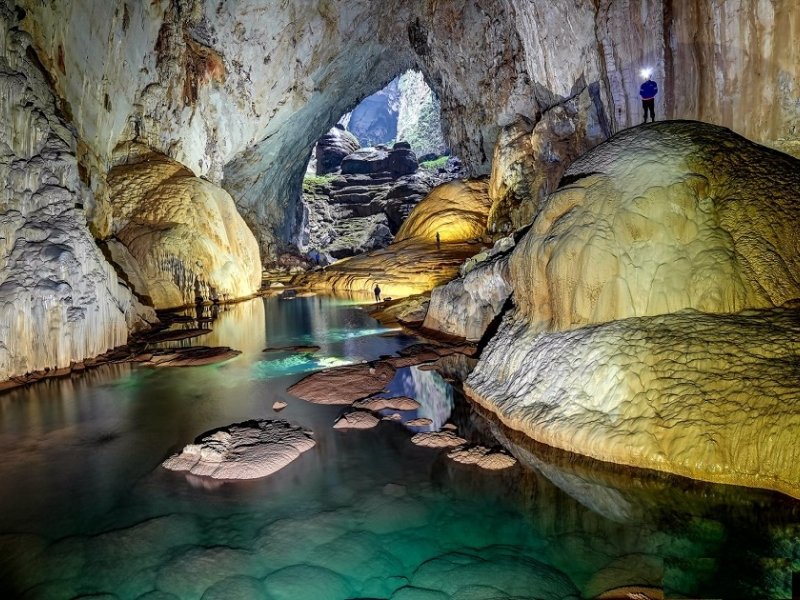 Son Doong Cave Tour: Discover Vietnam’s Hidden Gem