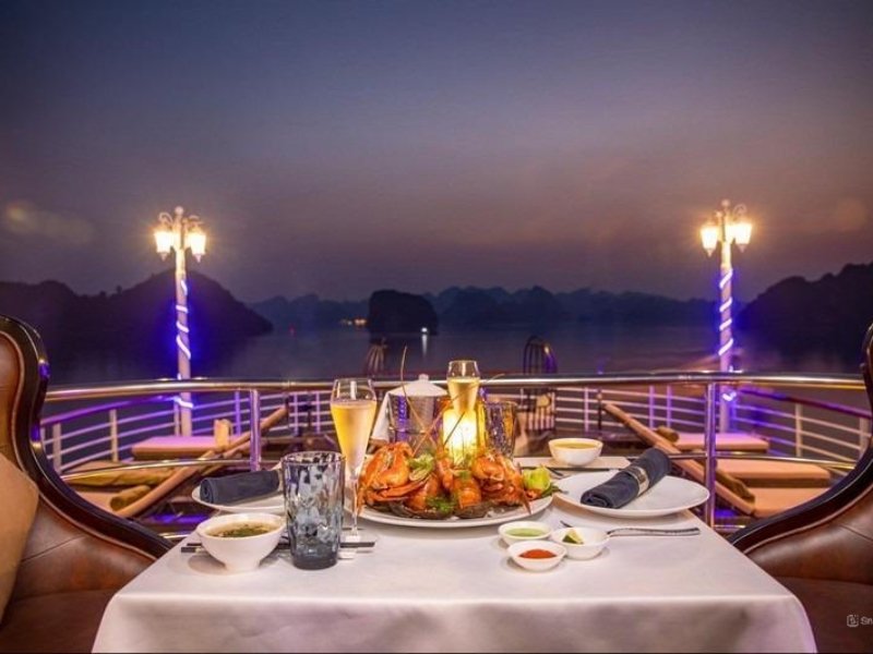 Halong Bay Luxury Cruises: Unforgettable Experiences On The Water