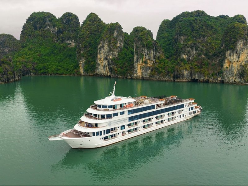 Halong Bay Luxury Cruises: Unforgettable Experiences On The Water