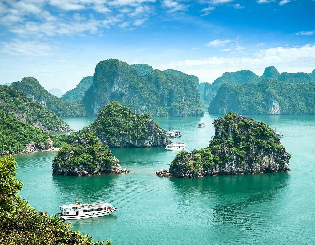 Destinations to Explore on a Vietnam Yacht Charter