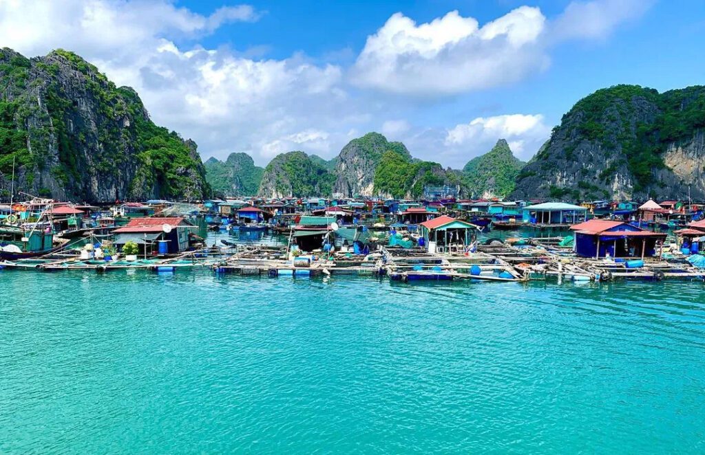Vietnam Island Hopping: Exploring the Best Islands & Beaches