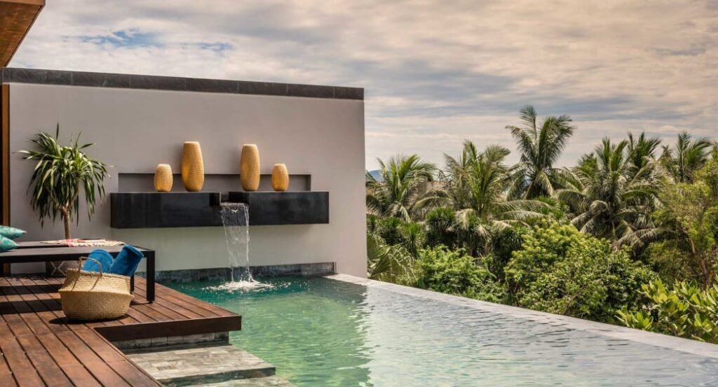 private pool villas Vietnam