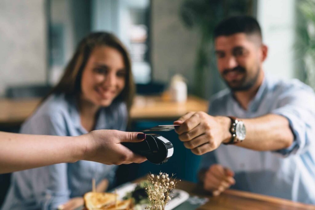 Best Ways to Tip in Vietnam