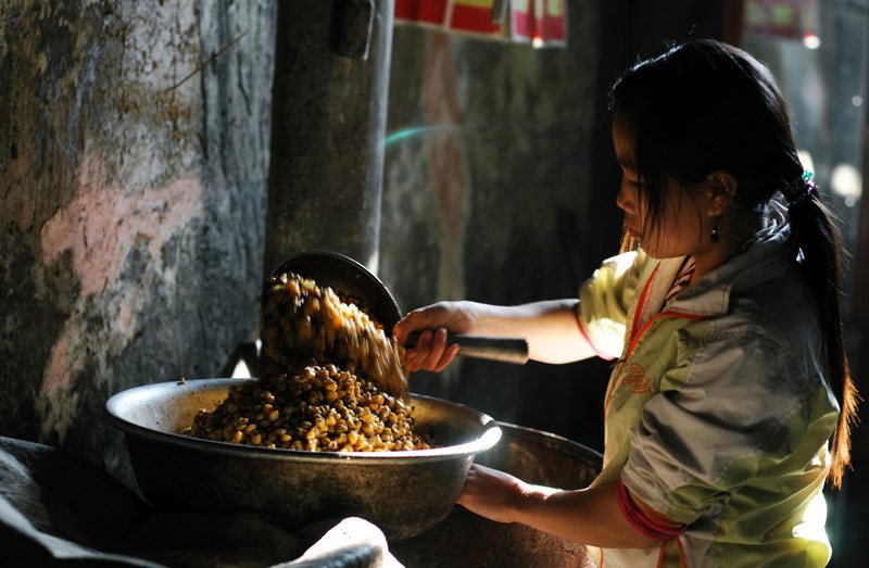 Making rice wine in Vietnam