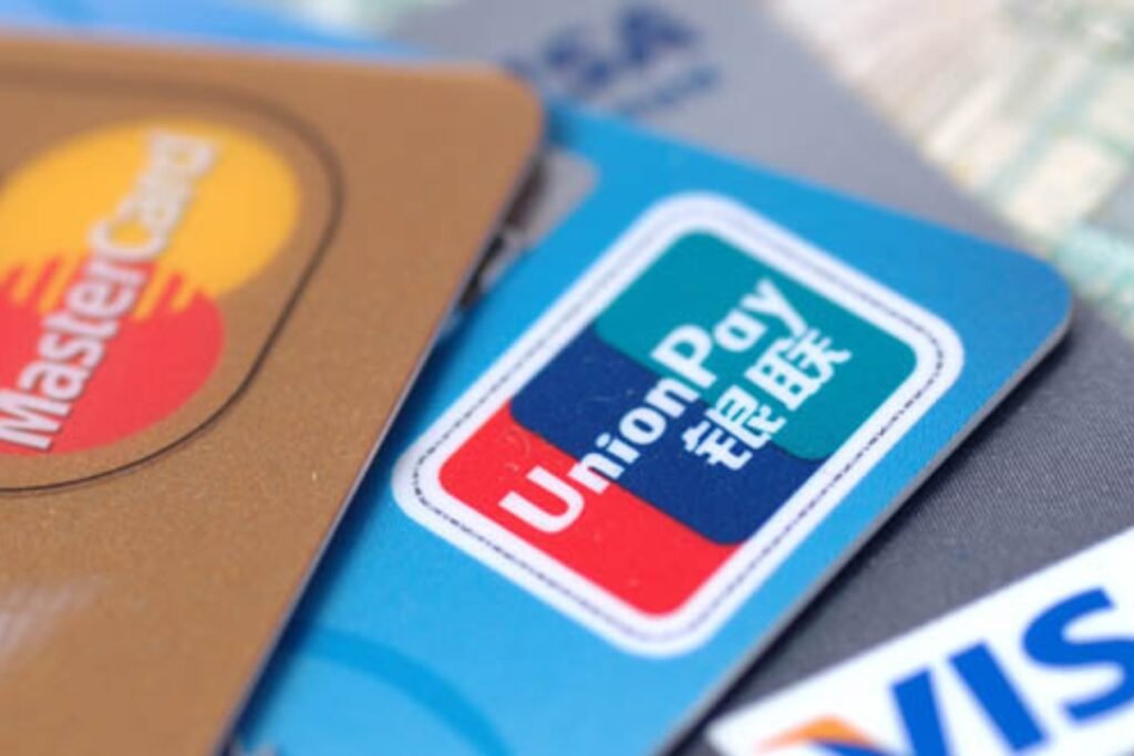 Vietnam Debit Card Guide: Using Your Card Safely and Efficiently