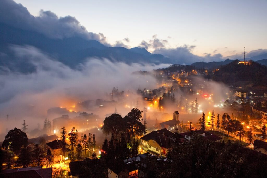 Sapa at Night: Cozy Bars, Local Markets & Stargazing
