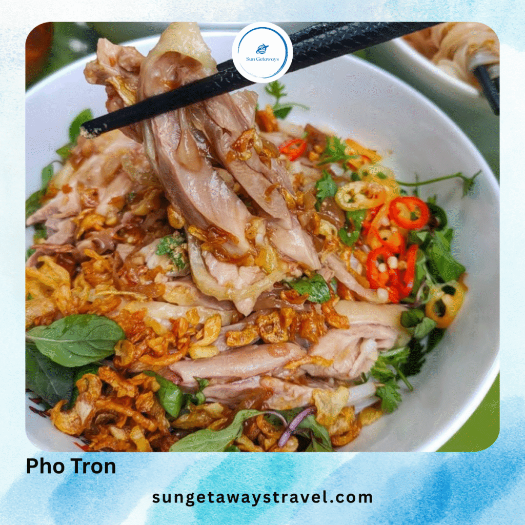 Pho tron - vietnamese street food saigon