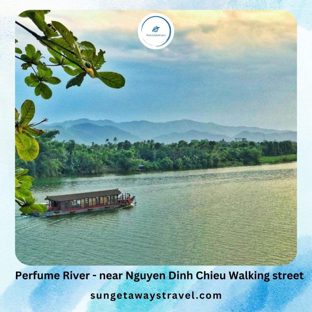 Perfume River - near Nguyen Dinh Chieu Walking street