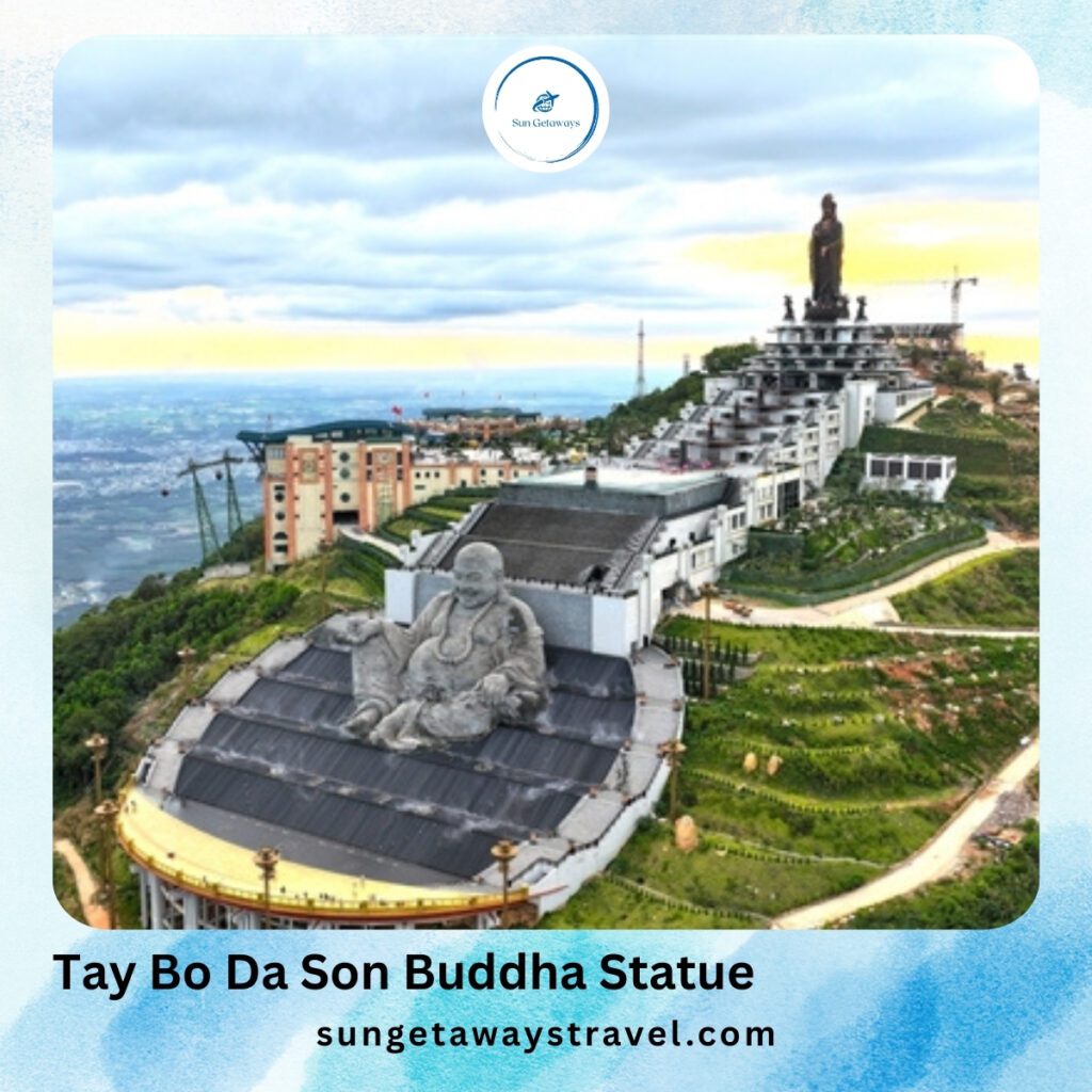 Tay Bo Da Son Buddha Statue