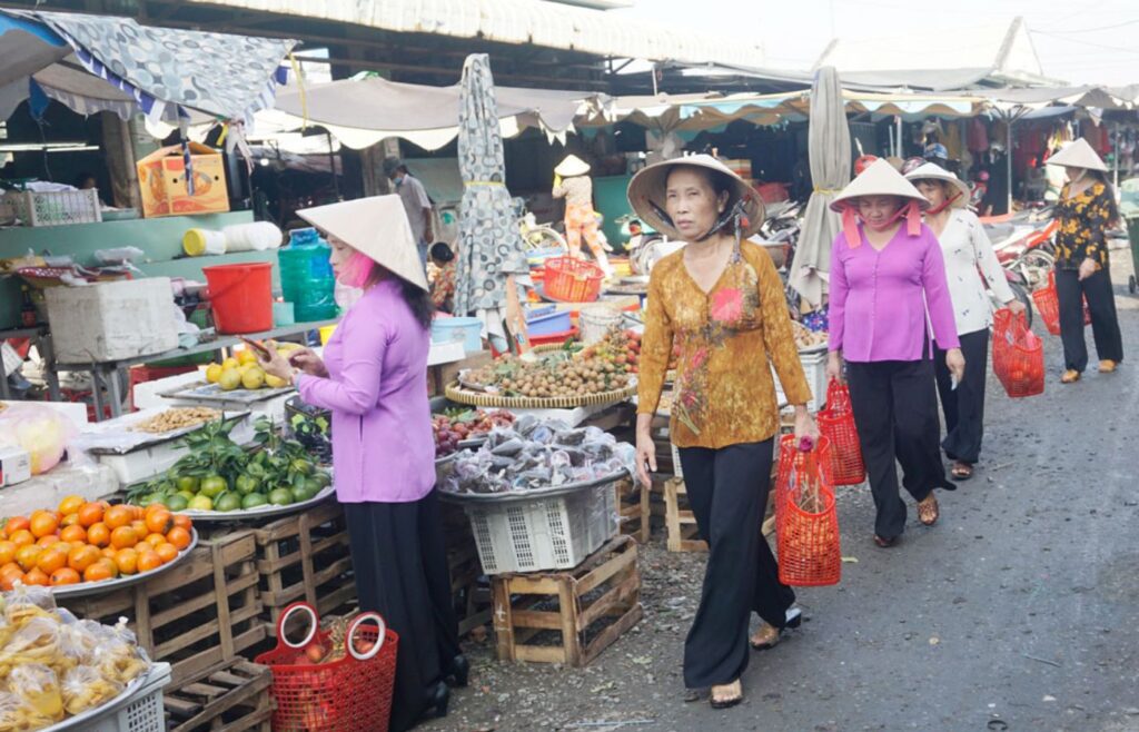 visit the morning local market in Vietnam