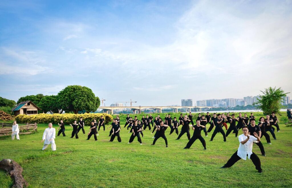 doing excercise in vietnamese life