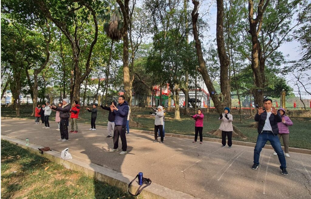 practice tai chi in vietnam parks