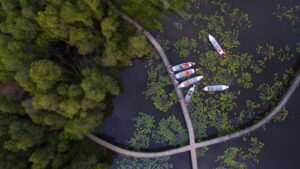 floating villages in vietnam