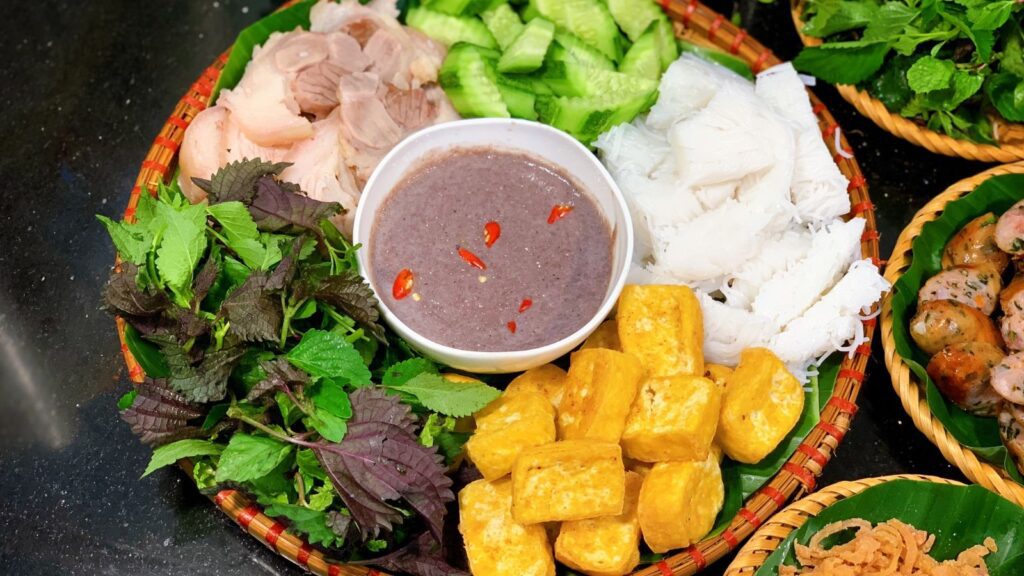 vietnam vermicelli with fried tofu and shrimp paste