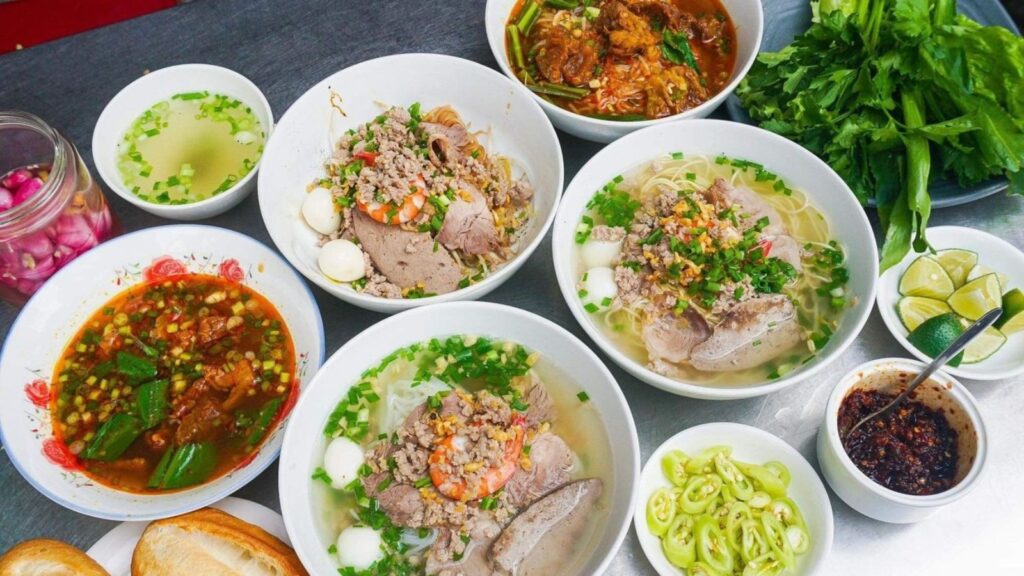 Vietnamese hu tieu ingredients