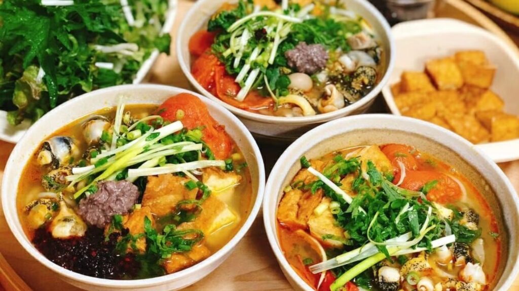 explore the vietnamese noodle dishes