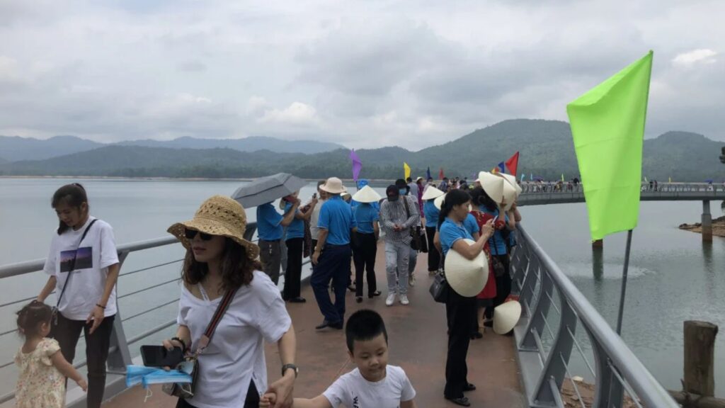 Vietnam central travel 