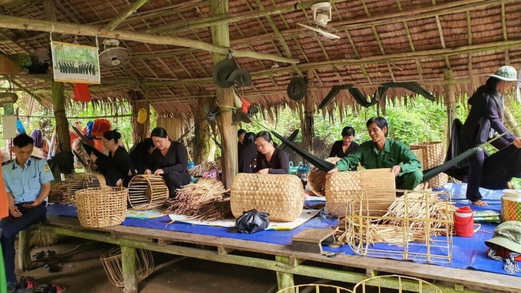 mekong delta craft village