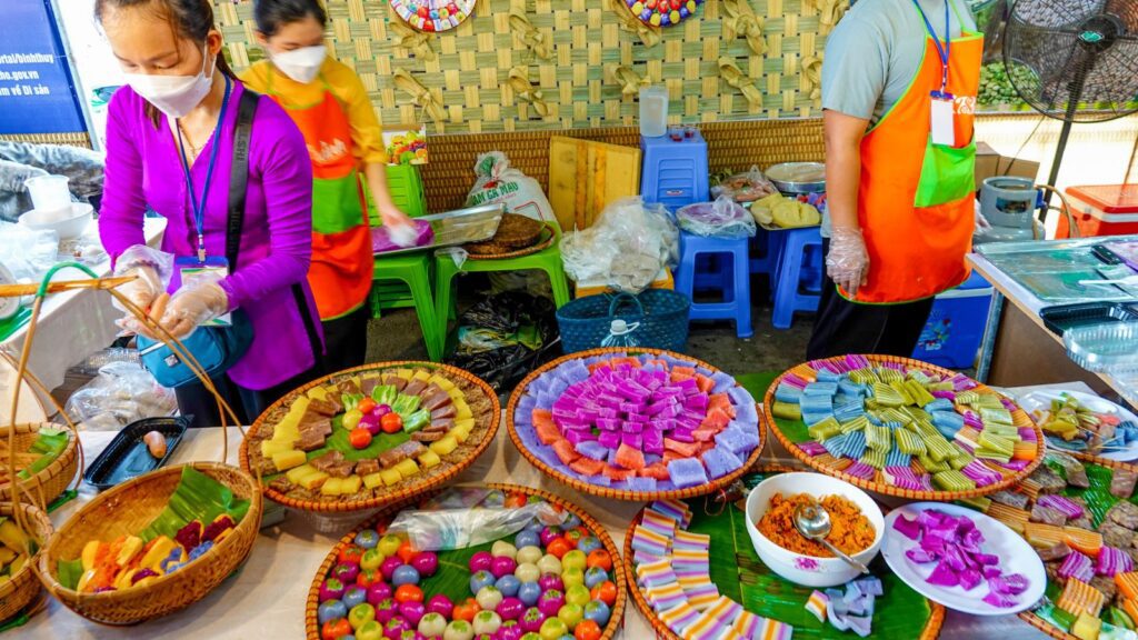 sweet cakes in Vietnam food tour