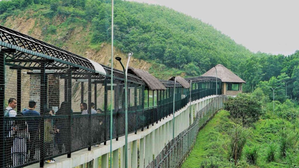 Vietnam bear sanctuary Ninh Binh