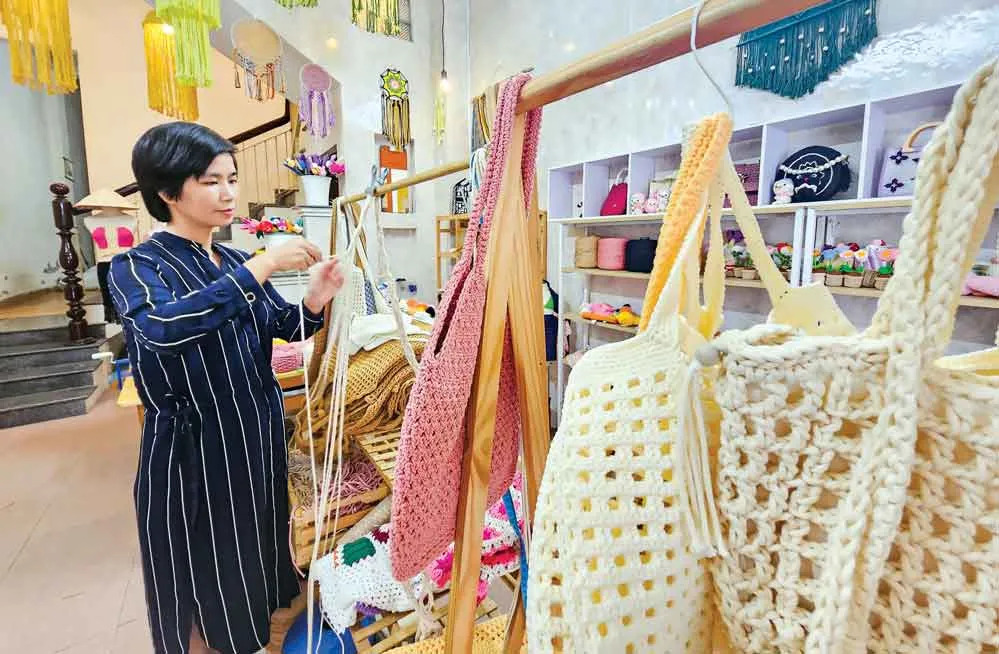 Macrame in Vietnam thumb